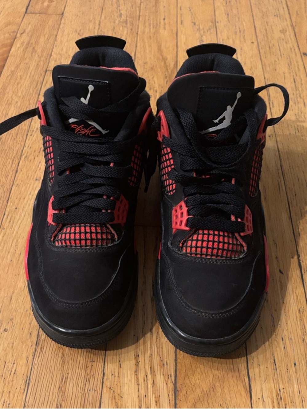 Air Jordan 4 Retro 'Red Thunder' - Black & Crimson Sneakers - M7